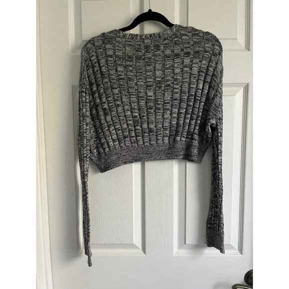 Urban Outfitters Cropped Grey Cardigan - Picture 2 of 2